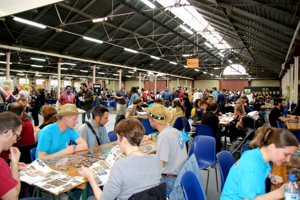 tables de jeux au Festival du jeu de Valence 2018